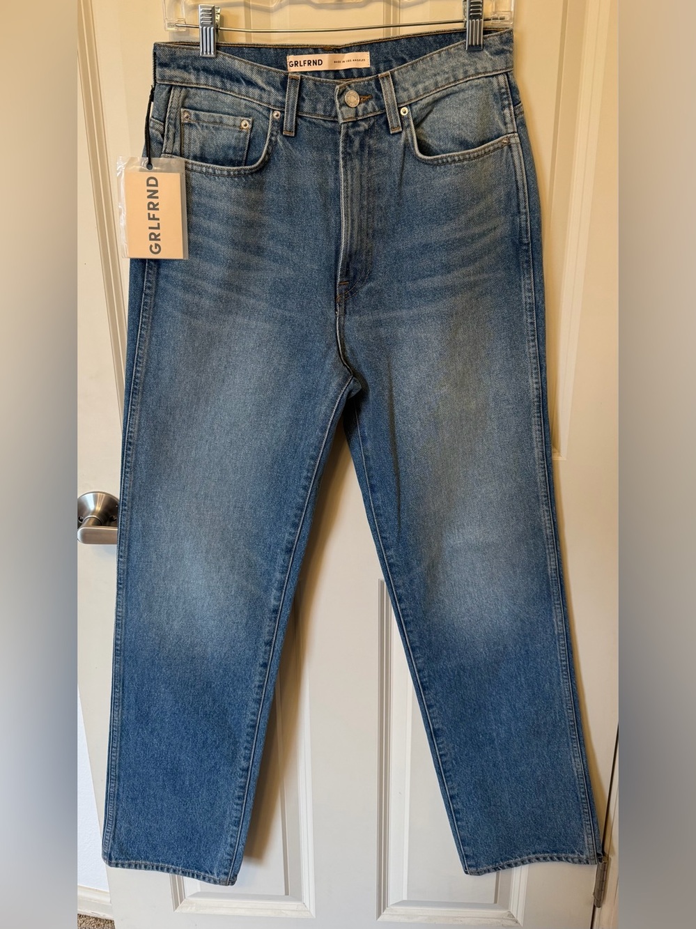 NWT GRLFRND Denim Sara Super High Rise Slim Straight Jeans in Lenox Hill, 28
